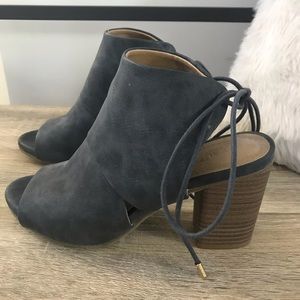 Kenneth Cole Suede Block Heel Sandal